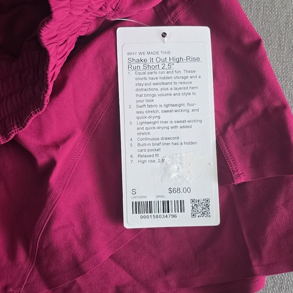 NWT/bag Lululemon Short Bundle Size 4 & Small Great Colors - Picture 4 of 9